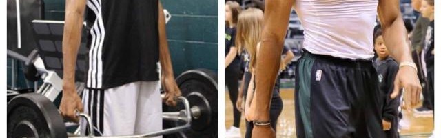 开云体育-字母哥增重23公斤！希腊怪物从瘦削控卫到肌肉战士