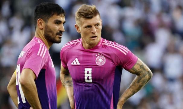 开云APP-【解码德国】弱势队长与板凳匪徒